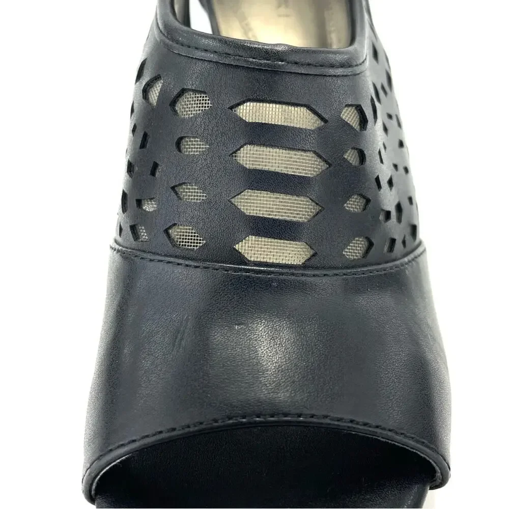 Tahari Lilith Black Stiletto Heels Sz 8.5 Open Toe Leather Laser Cut-Out Accent
